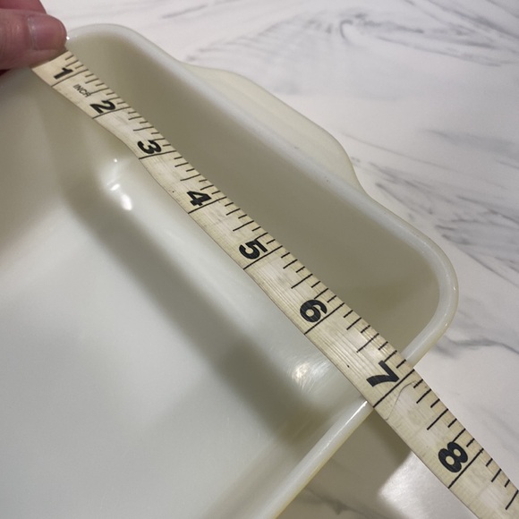 Vintage Pyrex baking dish - Picture 7 of 7